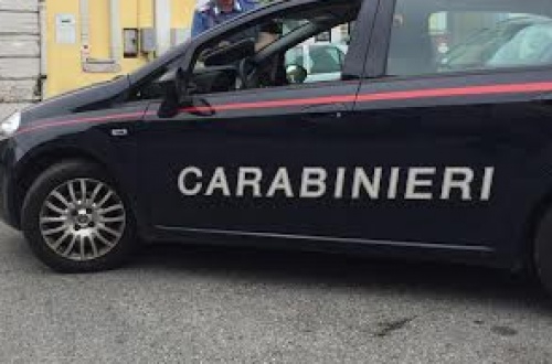 Rapina in Comune, impiegata minacciata con una pistola