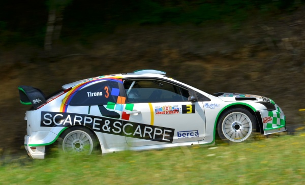 Ronde d’Estate: Cuorgnè si sveglia “invasa” dai motori