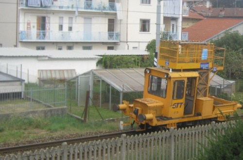 Tecnici Gtt al lavoro anche la domenica per far tornare il treno a Ciriè