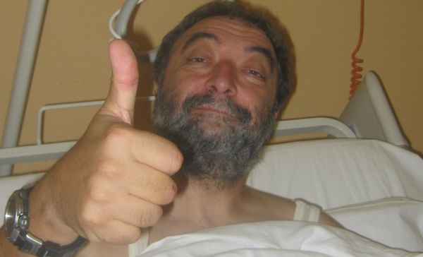 Don Alessio operato alla gamba dopo l’incidente, prognosi 30 giorni