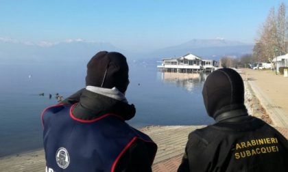 I sub dei carabinieri in azione nel lago di Viverone