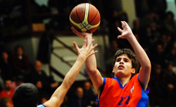 La Befana gioca a basket…. tra Nole e Ciriè