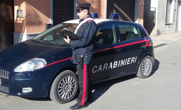 Nomade fugge  dall’alloggio con  5 mila euro: arrestata