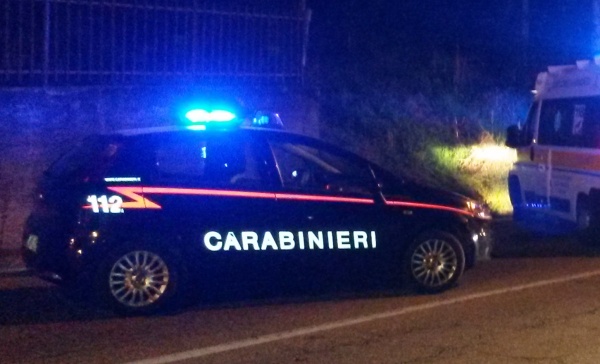 Resta in carcere l’uomo che ha tentato di uccidere la madre: in casa trovata anche della droga