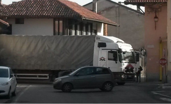 Un altro camion non ha rispettato i divieti