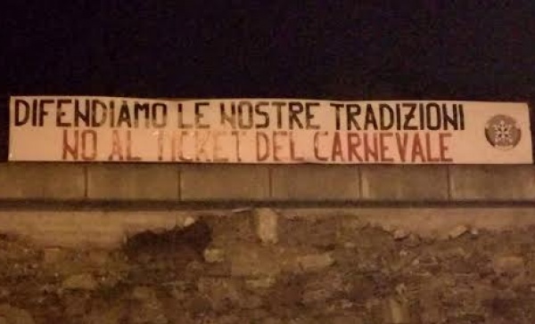 Blitz nella notte di CasaPound: “Troppi 8 euro per assistere alla Battaglia delle arance!”