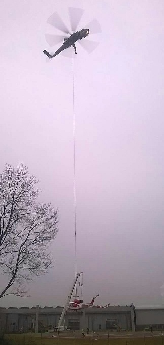 Recuperato l’elicottero Drago: era bloccato sulle montagne di Cafasse dopo l’atterraggio di emergenza