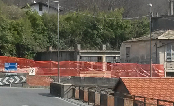 A Pont è l’ex conceria a far discutere in comune