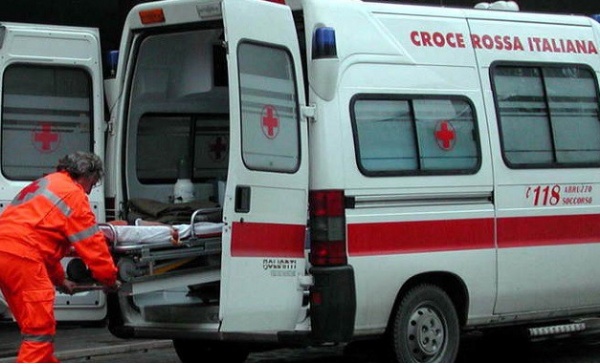 Grave l’operaio caduto da un’impalcatura