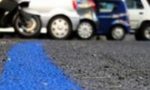 Strisce blu, i ticket "targati" non saranno più cedibili: è "guerra" ai parcheggiatori abusivi