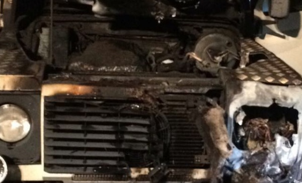 A San Maurizio notti di roghi: due auto in fiamme