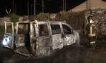 Misterioso incendio: brucia un Fiat Doblò