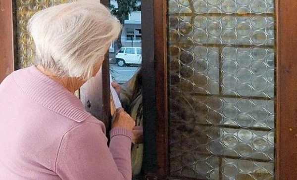 Rapina a Banchette ai danni di un anziano