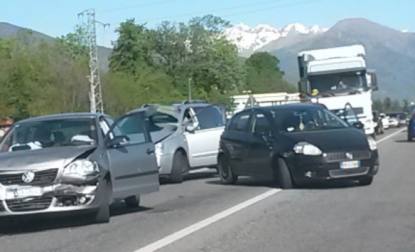 Tamponamento sulla ex 460 tra Valperga e Salassa
