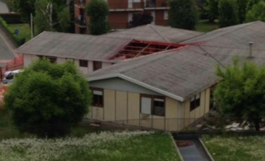 Bonifica amianto asilo via Montessori, i 5 Stelle lanciano l’allarme: «Il cantiere è pericoloso?”