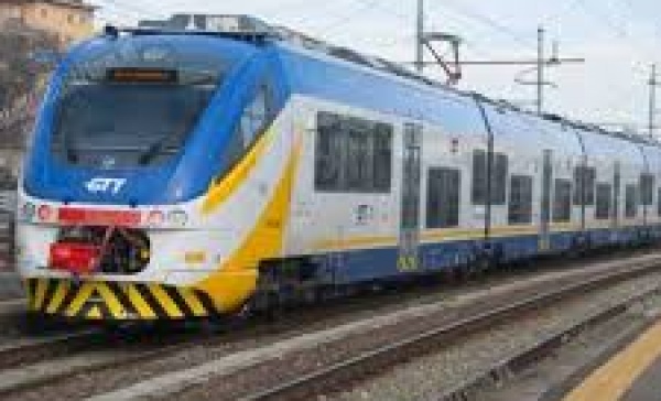 Passeggeri lasciati a piedi sulla Torino-Ceres, Avetta: “Inaccettabile”