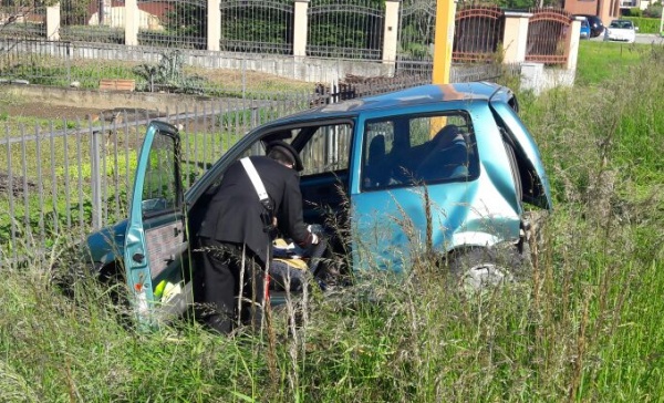 Violento tamponamento a Cuorgnè sulla “460”