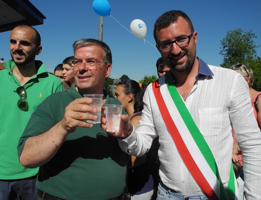Acqua gratuita per 15 giorni: inaugurato il punto Smat a Grange