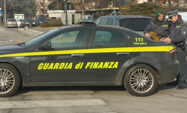 Night Club evade più di  mezzo milione di euro