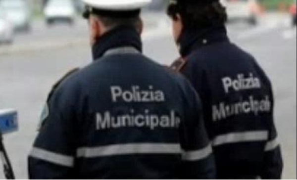 Si schianta con la moto in corso Martiri