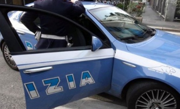 Sicurezza elevata al concerto di Tiziano Ferro: un “paninaro” nei guai, sequestrati gadget e biglietti non in regola