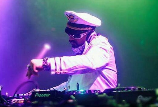 A Mathi si balla con la musica di Gigi D’Agostino