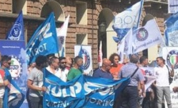 Campi nomadi “terra di nessuno”: la protesta