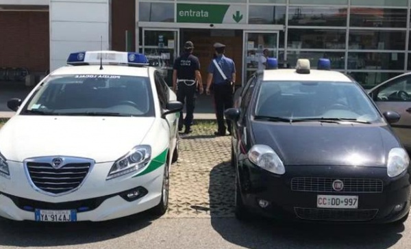 Giovane di Rivara tenta furto in un supermercato