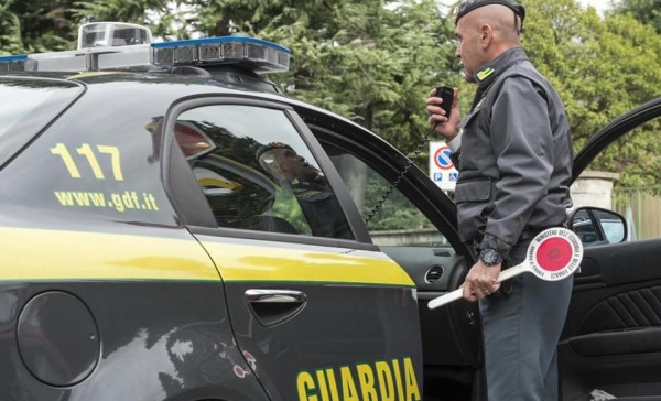 Il geometra di Ciriè per anni non ha emesso fatture