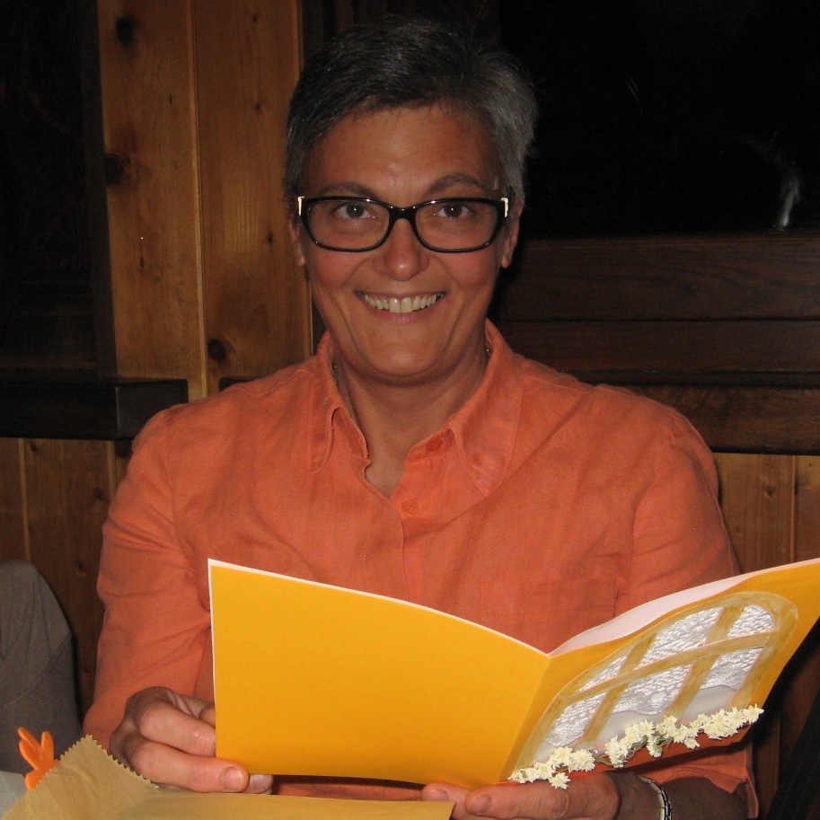 In pensione dopo 42 anni in mezzo ai bimbi della Materna