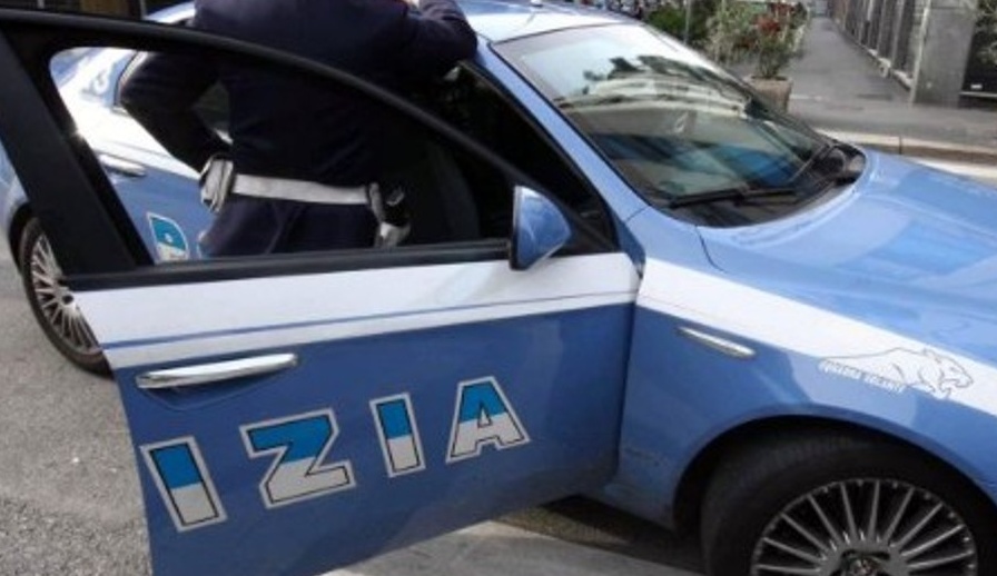 Favoriva la prostituzione in un alloggio che affittava, denunciato