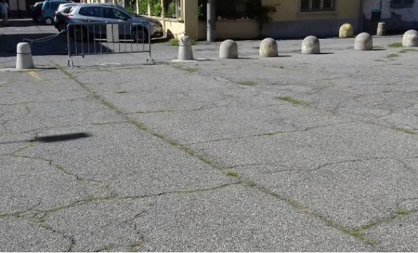 La Chiesa dice no alla “rotonda” nel sagrato