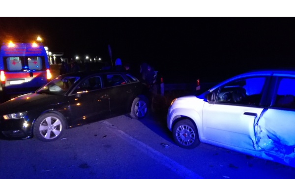 Scontro tra due auto sulla Pedemontana