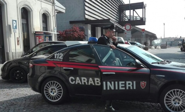 Aggredisce la capotreno e viene pure beccato con della droga:   40enne denunciato