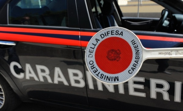 Furto di cellulari, a segno un colpo da 25 mila euro