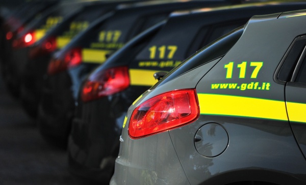 Integratori alimentari? No prodotti dopanti: maxi sequestro