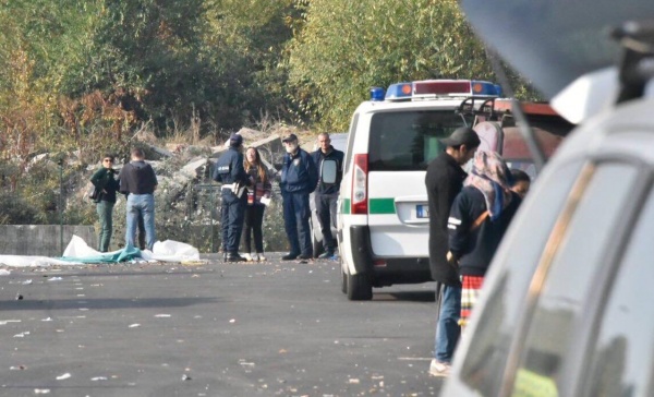 Omicidio Mostra Scambio  coltellata alla gola dopo la lite tra le bancarelle