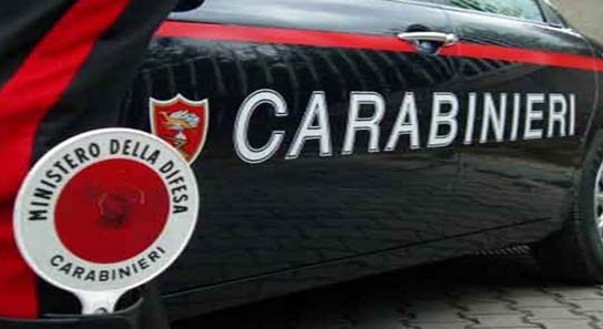 Ruba soldi dai portafogli in palestra, arrestato