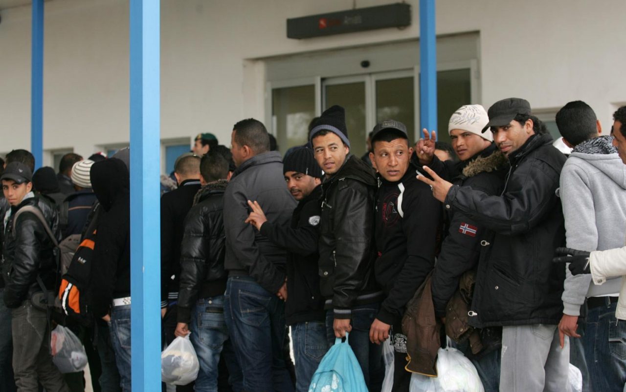Migranti dibattito con Rebel Firm