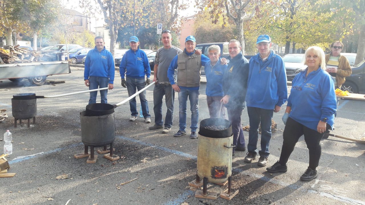 Grande successo per la castagnata Pro loco