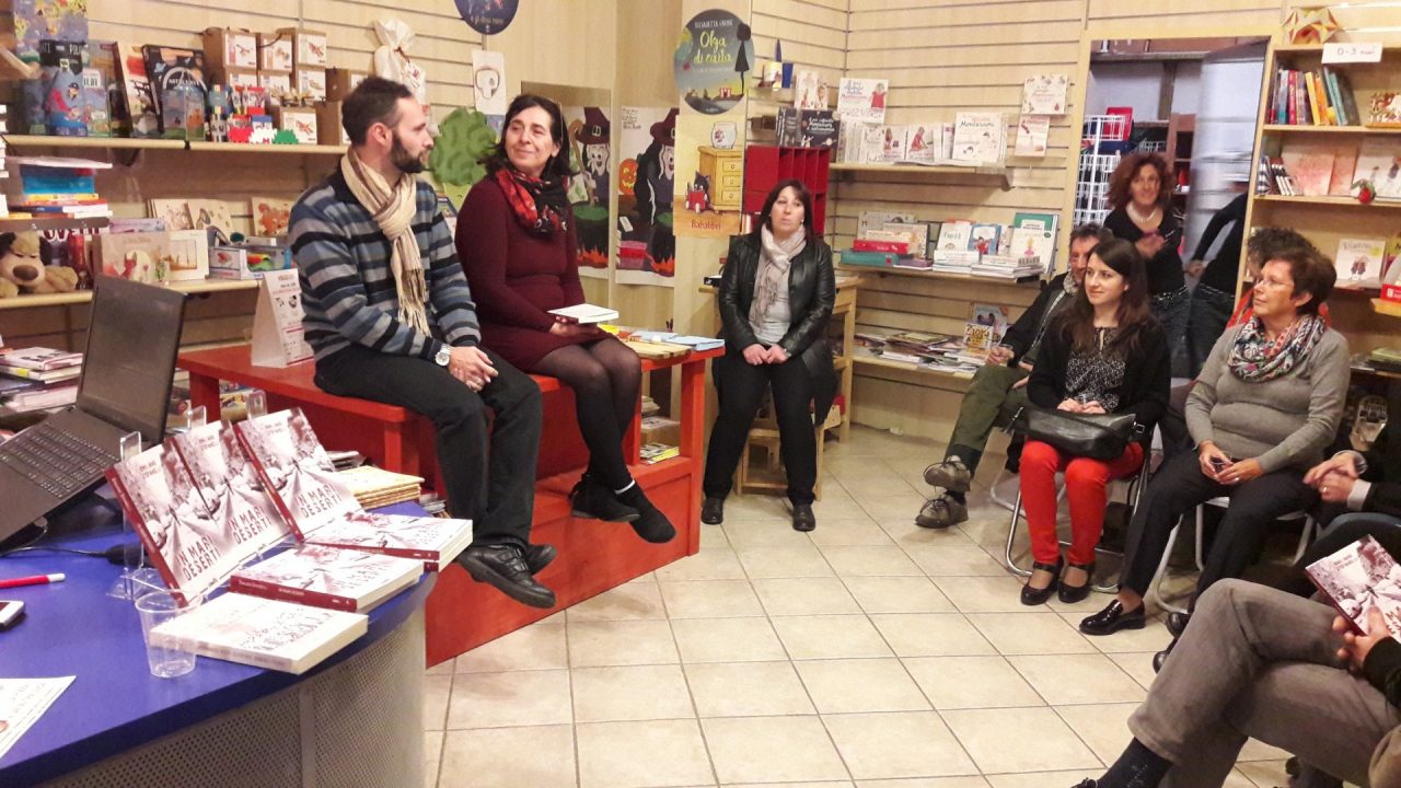 Emiliano Stefanelli presenta In mari deserti