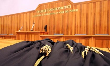 Parenti in tribunale a Forno Canavese