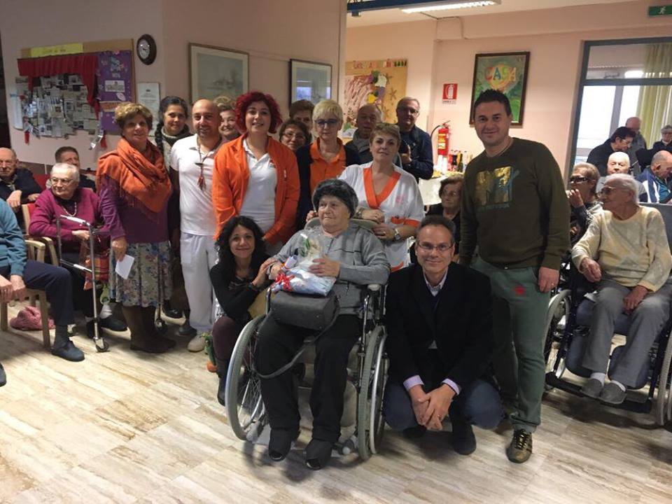 Anna 101 anni professione parrucchiera