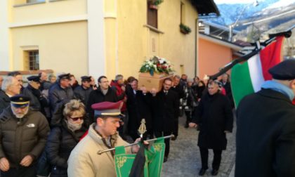 Funerali Mario Bertot folla commossa a Forno