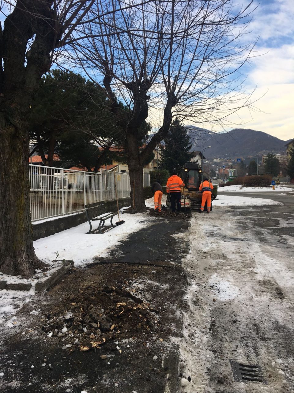 Marciapiede via Brigate a Cuorgnè