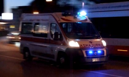 Malore fulminante 55enne muore in piazza