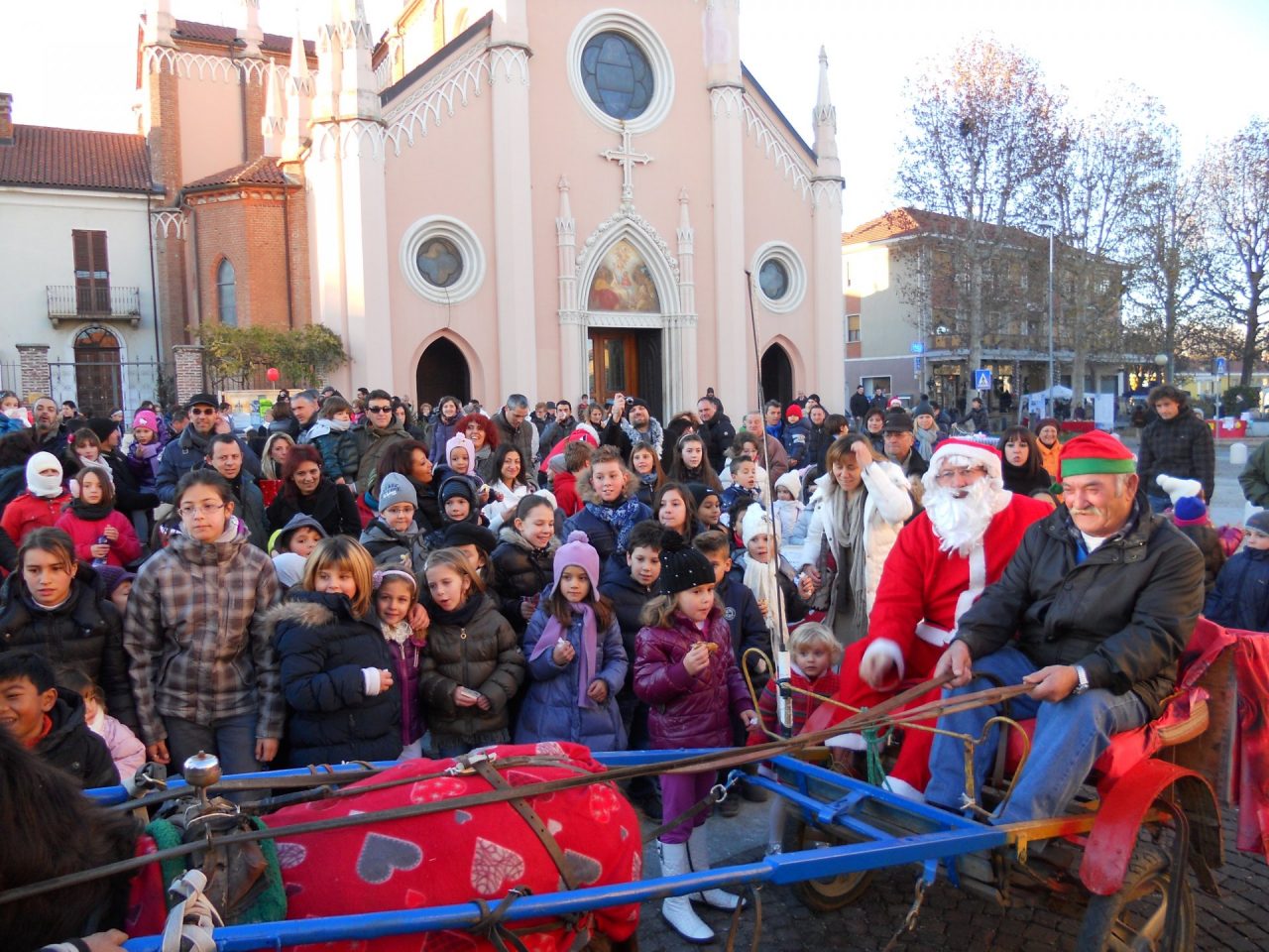 Festa Natale San Carlo: divertimento per grandi e piccini oggi