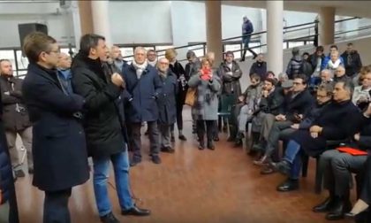 Giovani Padani contro la prof e gli studenti da Renzi