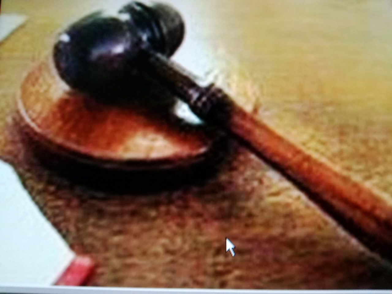 Incendio doloso pena sospesa