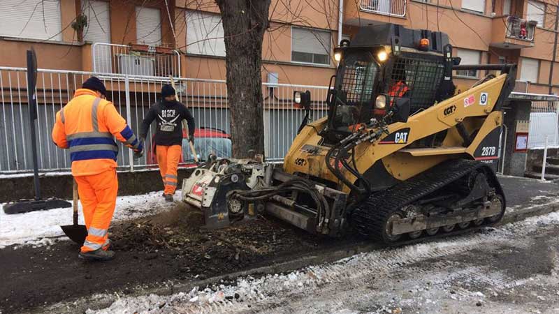 Marciapiede via Brigate a Cuorgnè messo in sicurezza | Foto